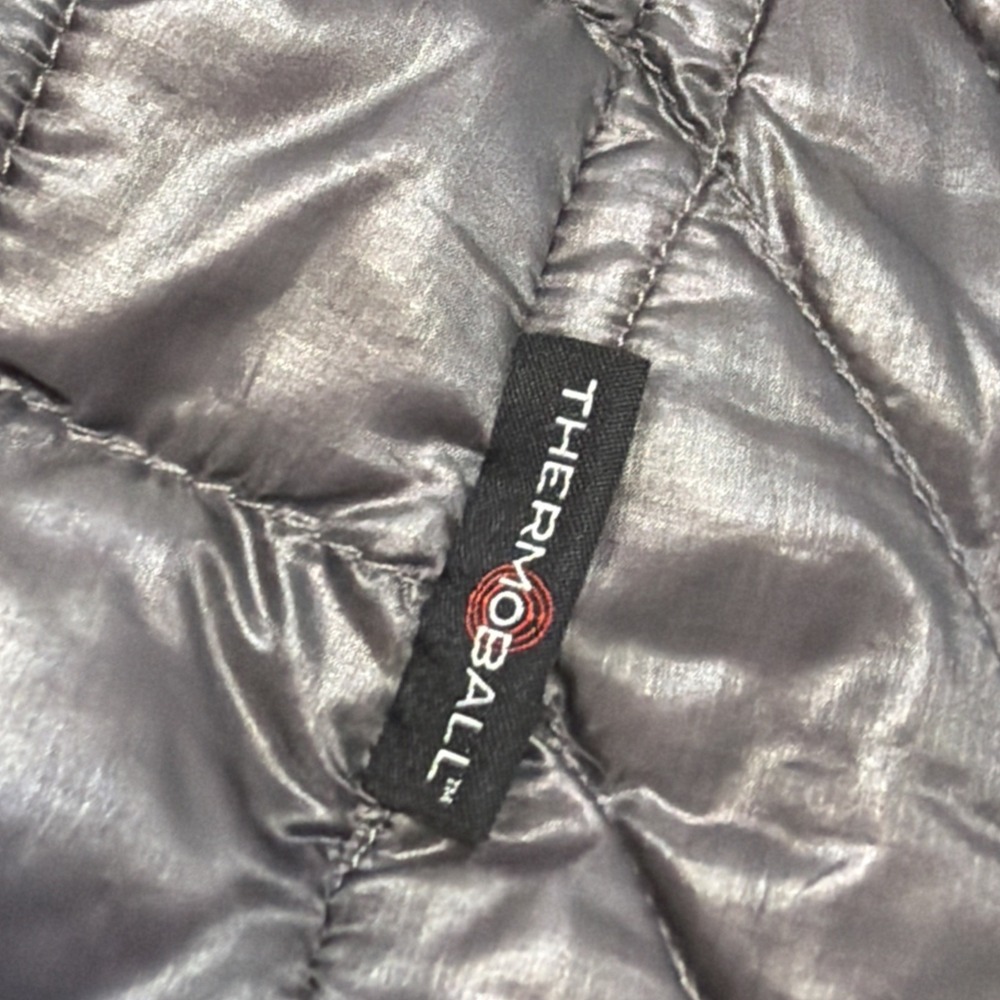The North Face Thermoball Hooded Jacket Womens Size S Lightweight Puffer Purple - Picture 7 of 7